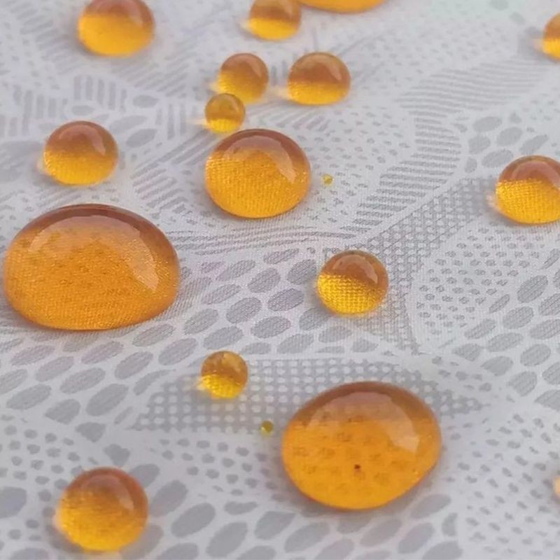 Oil and water repellent fabric